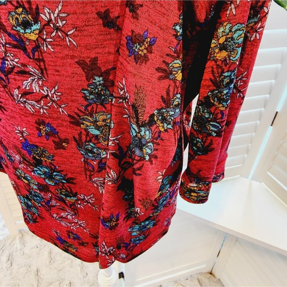 FREE PEOPLE RED DOCK STREET FLORAL RUFFLE SLEEVE BLOUSE SIZE MED - Picture 8 of 9